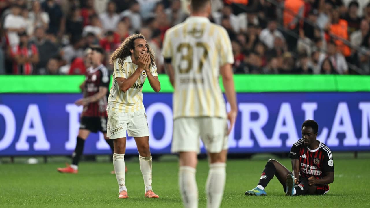 Foto - Fenerbahçelileri yıkan haber geldi! Şampiyonluk hesabı yaparken FIFA’dan yasak geldi