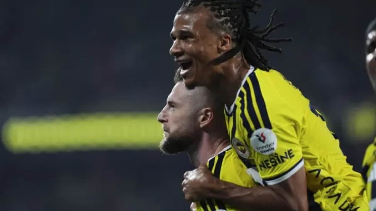 Foto - Fenerbahçe'nin değişmez ikilisi: Milan Skriniar ve Nathan Ake
