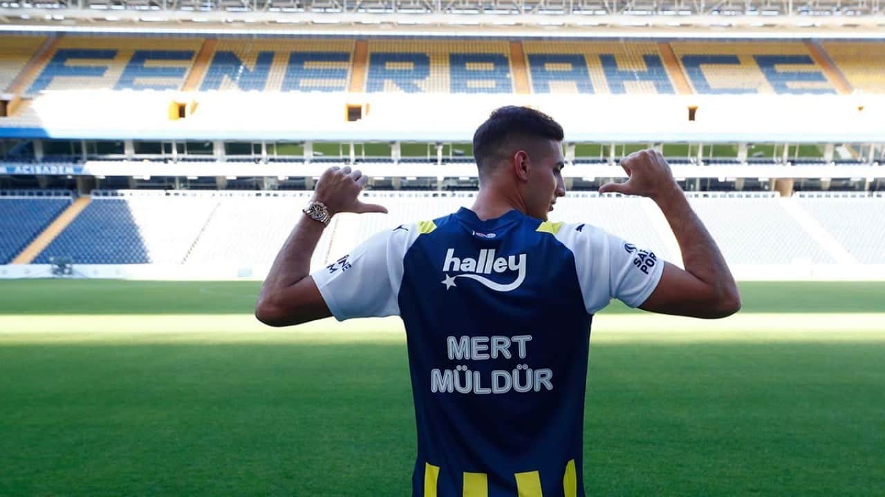 Foto - Fenerbahçe'ye kötü haber! Milli futbolcu antrenmanda sakatlandı