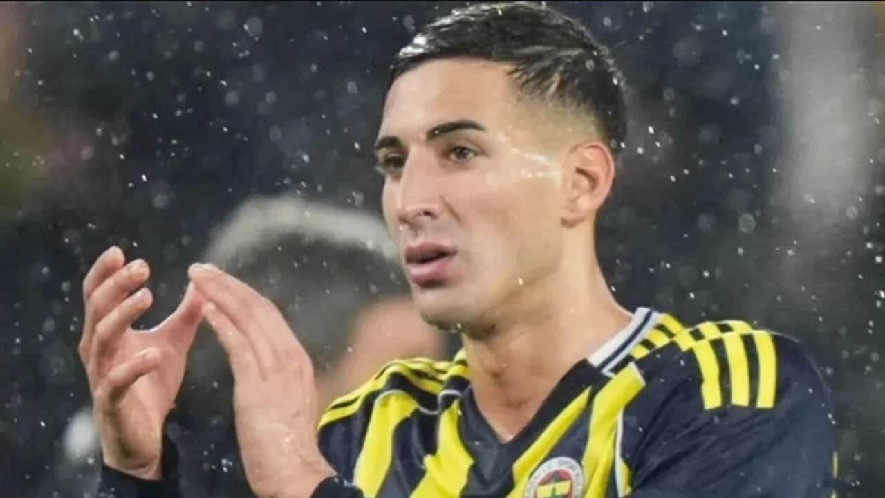 Foto - Fenerbahçe'ye kötü haber! Milli futbolcu antrenmanda sakatlandı