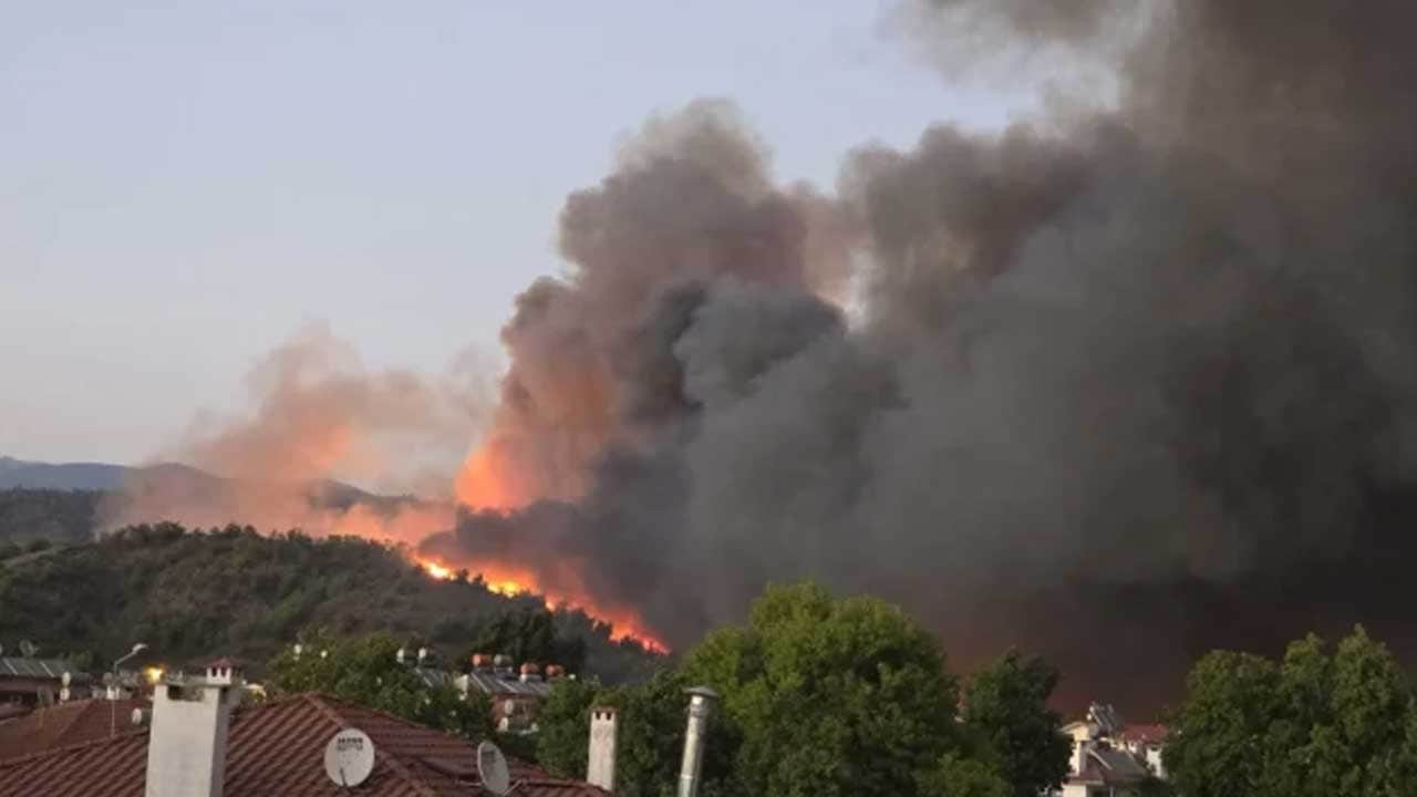 Foto - Fethiye'de orman yangını! Korkutan görüntüler