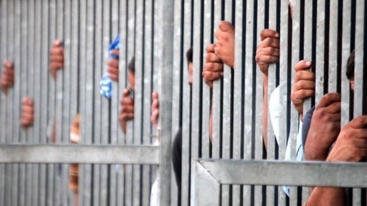 Foto - Filistinli esir hapishanede yaşadıkları zulmü anlattı: Üzerimize vahşi köpekler salıyor, poligonlarda bize ateş ediyorlardı