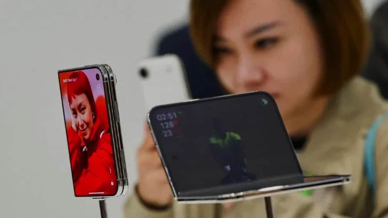 Foto - Fiyatı tartışma konusu olmuştu: İphone Duo kapış kapış gitti!