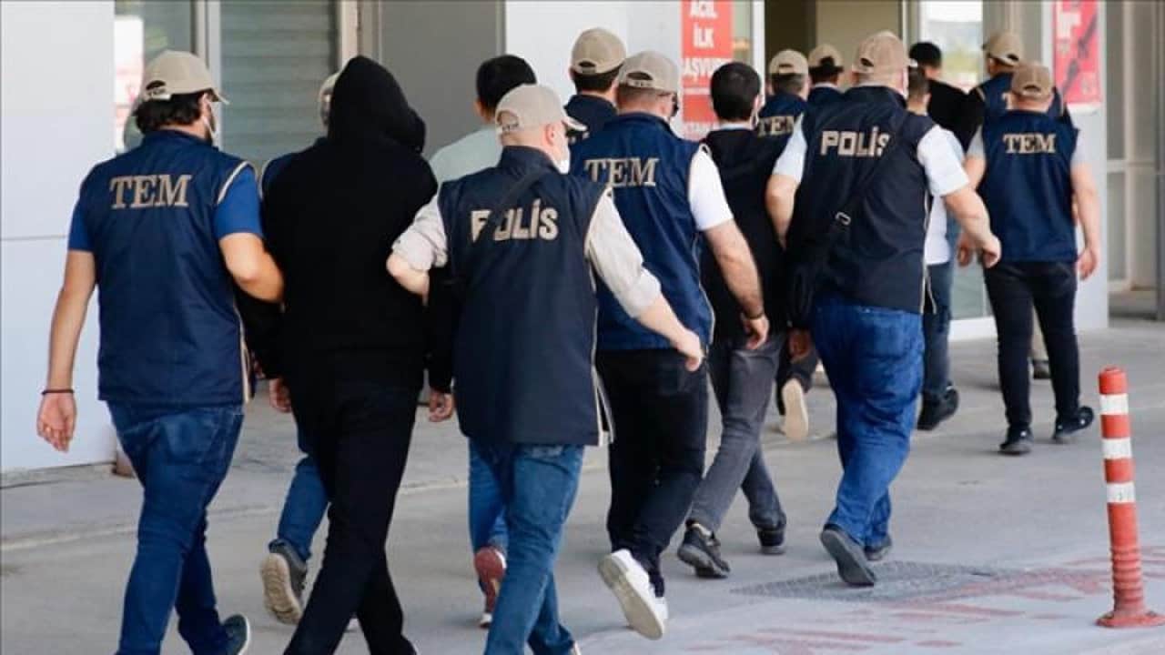 Foto - Fonculardan sonra bir darbe de onlara! Türkiye güne dev operasyonla uyandı