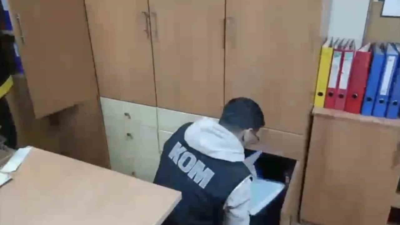 Foto - Fondu, hakemlerdi derken, Türkiye güne dev operasyonla uyandı! Tam 31 milyar liralık vurgun yapmışlar