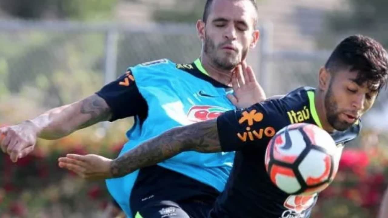 Foto - Merak edilen soruya cevap belli... Forvet hattı kaynıyor Kadıköy'de: Fenerbahçe'nin ihtiyacı belli...