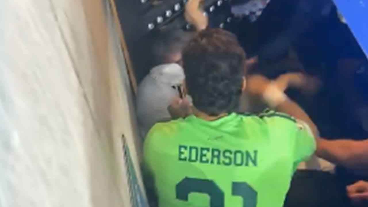 Foto - Fransız Matteo Guendouzi Lyon'luları çıldırttı: Mağlubiyeti yediremeyip saldırmaya kalktılar