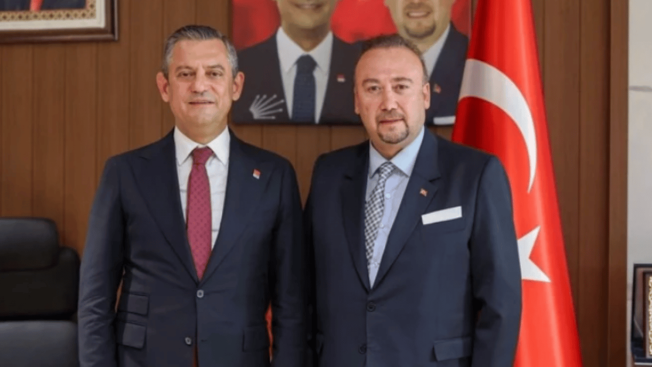 Foto - Fuhuşçu Özkan Yalım'a bakın hele! Özel’e milyon dolarlık helikopter bakmış