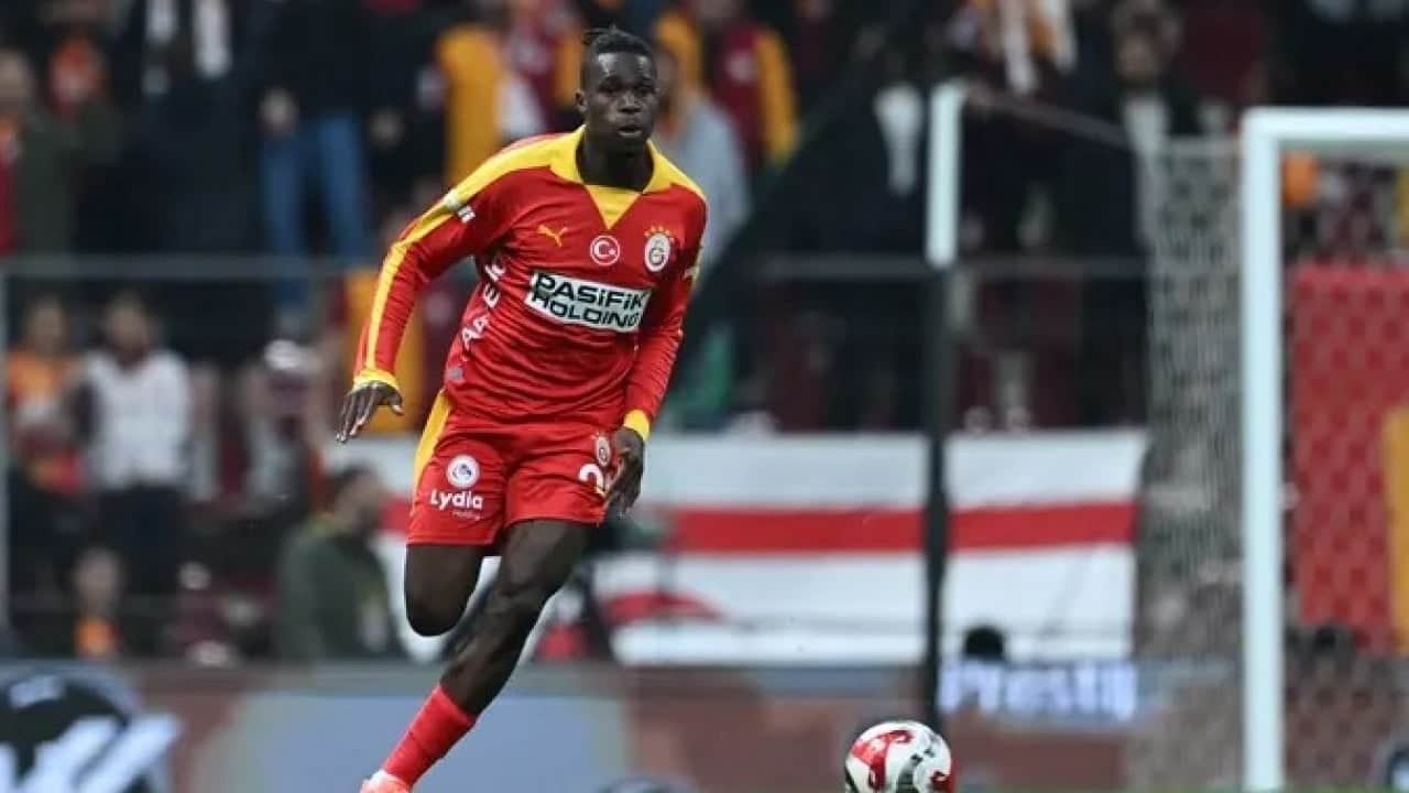 Foto - Galatasaray’a beklenen haber geldi! Singo’nun sahalara dönüş tarihi belli oldu 