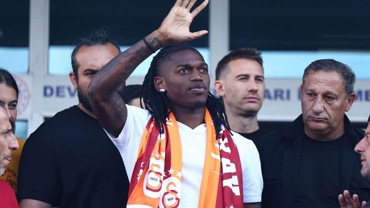 Galatasaray’a Leao’nun ardından yeni bir "çilek" daha! Real Madridli dünya yıldızı koptu, geliyor