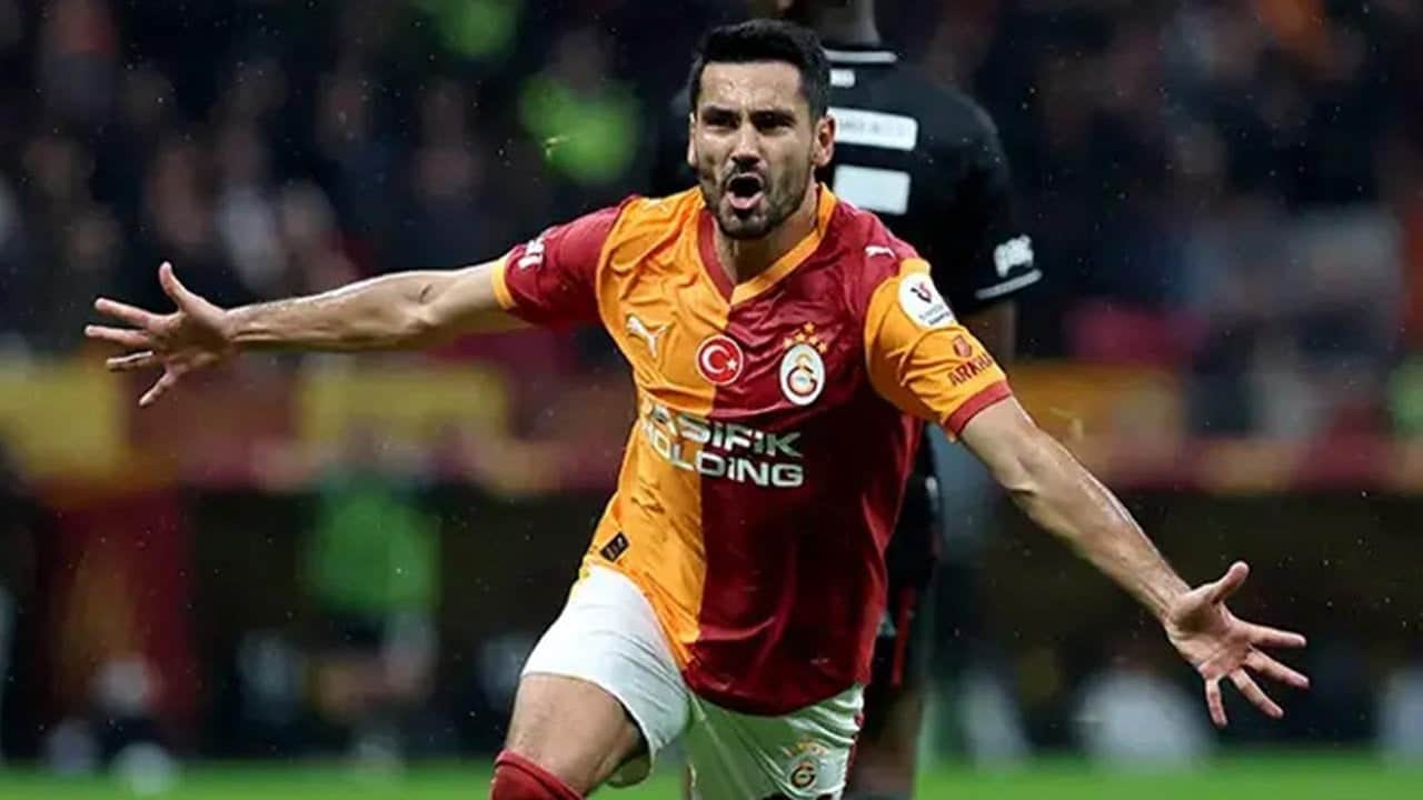 Foto - Galatasaray’da herkesi ters köşe yapan gelişme! Yıldız futbolcuyla ipler kopma noktasında, her an gidebilir