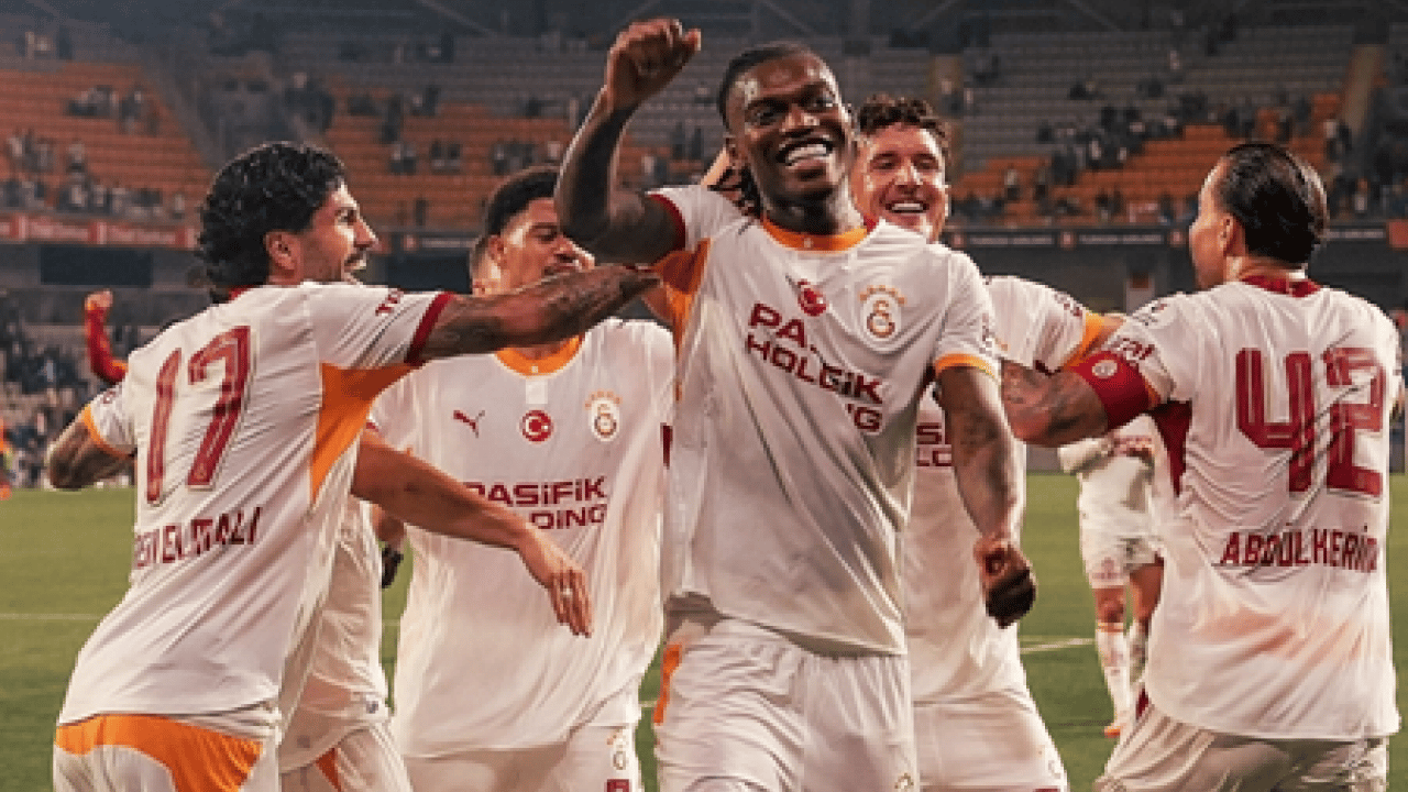 Foto - Galatasaray'da hücum başka bir havada, savunma ise bambaşka bir havada...