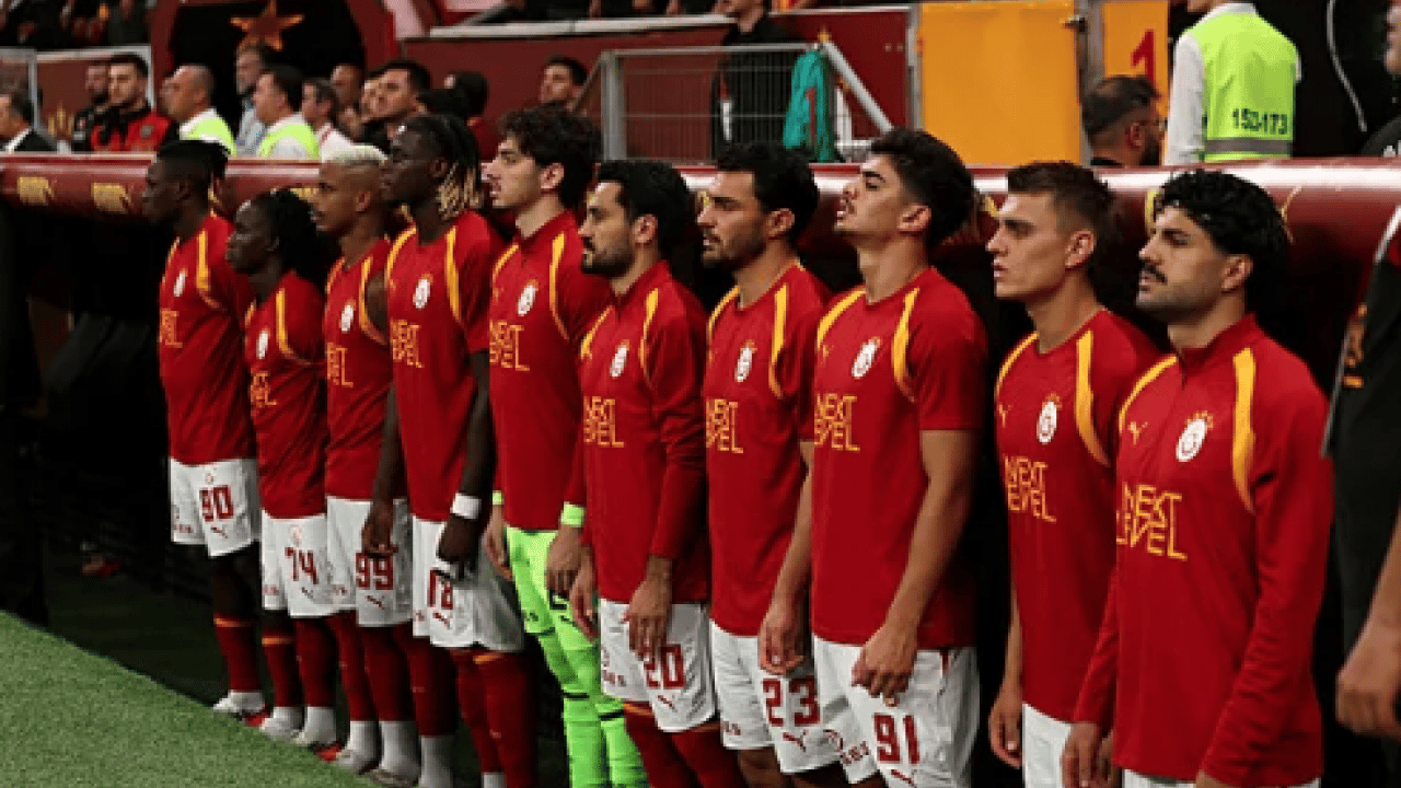Foto - Galatasaray'da yıldız futbolcu ile devre arasında yollar ayrılacak! Bu çıkış çok ses getirir...