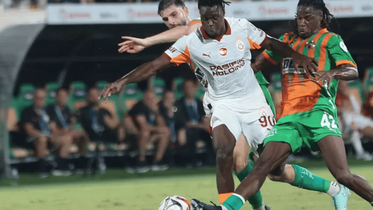 Foto - Galatasaray'ın elden çıkarmaya çalıştığı Singo su koyverdi