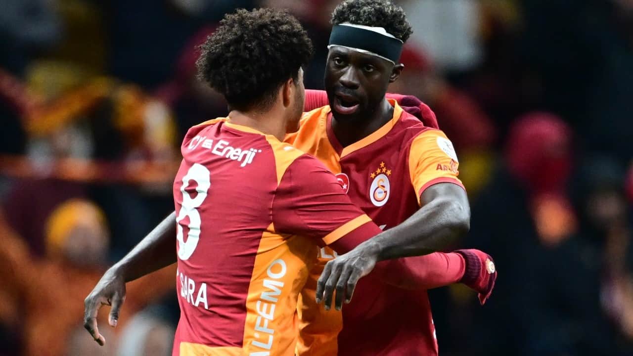 Foto - Galatasaraylı muhabir o krize dikkat çekti! İddialar hep konuşuluyordu ve kriz patladı mı?