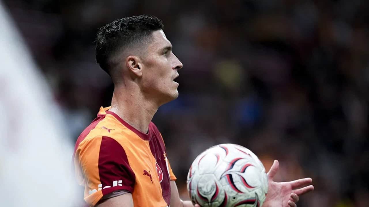 Foto - Galatasaraylılara iki müjde birden! Osimhen ve Sallai için tarih verildi