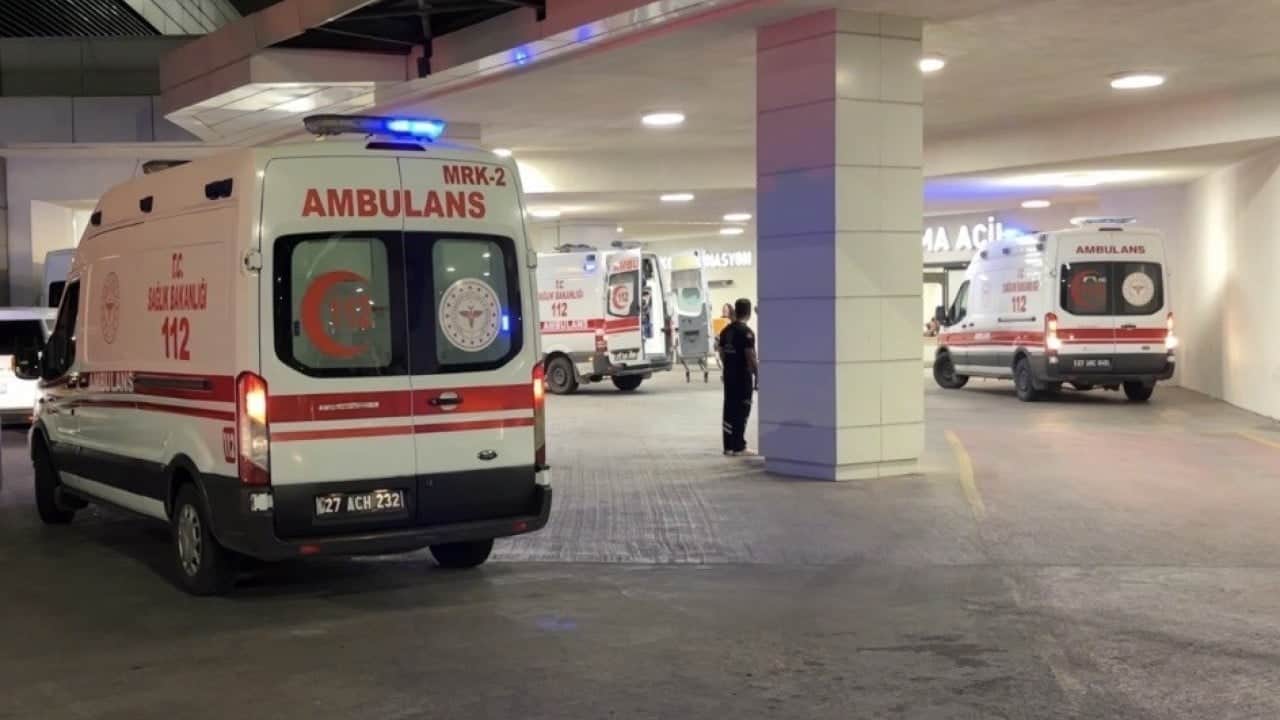 Foto - Gaziantep'te kan donduran olay! Kadın pencereden atladı, arkasından koca ve 5 yaşındaki çocuk da kendini boşluğa bıraktı