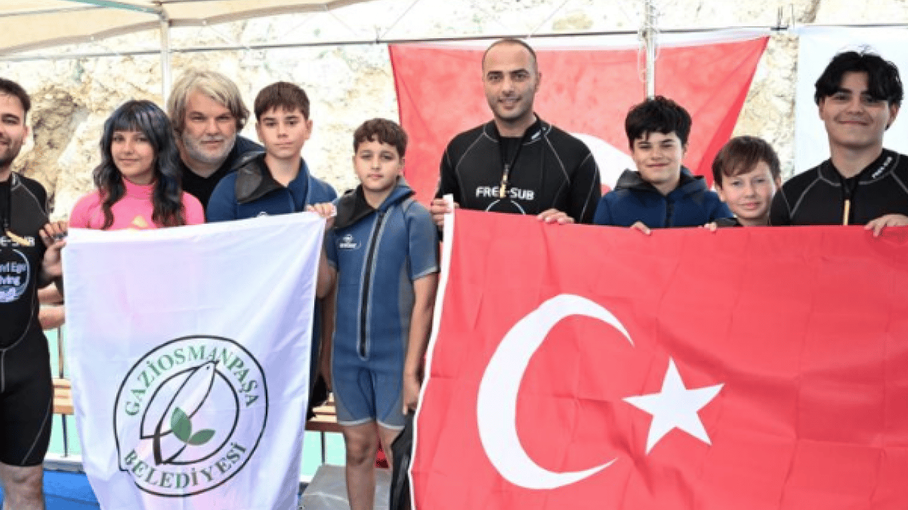 Foto - Gaziosmanpaşalı gençler, 30 Ağustos Zafer Bayramı’nı bu yıl sıra dışı bir etkinlikle kutladı