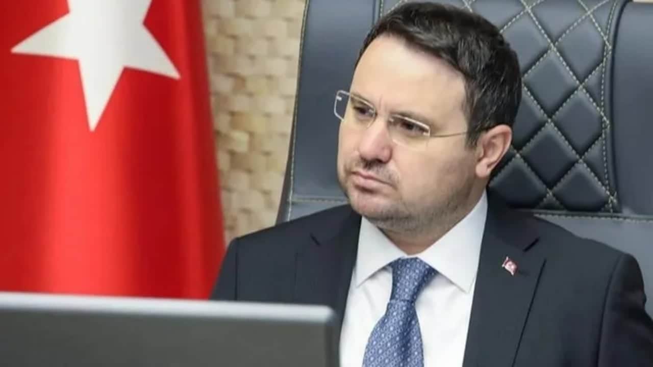 Foto - Gece yarısı Adalet Bakanlığı görevine getirilmişti! "Akın Gürlek" için alarm verildi: Tamamını apar topar çağırdılar