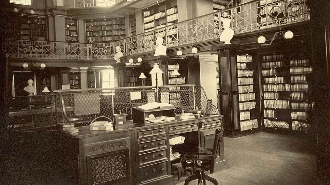 Foto - Gecikme cezası dudak uçuklattı! Kütüphaneden 1894’te ödünç alındı, 2026’da geri geldi