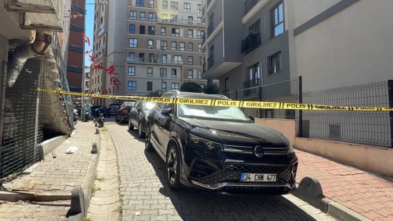 Foto - Genç kadın daireyi uygulama üzerinden kiralamış! Rezidansın 14. katından düşerek can verdi