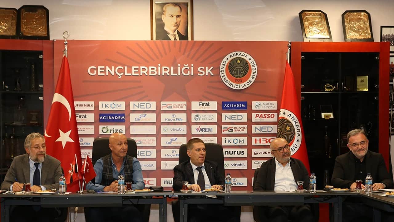 Foto - Gençlerbirliği'nde skandallar bitmiyor! Kongre'ye alkollü gelen ve olayların başrolü olan O isim yönetimde...