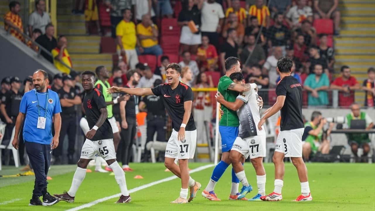 Foto - Gençlerbirliği’nden 24 yıl sonra gelen tarihi başlangıç