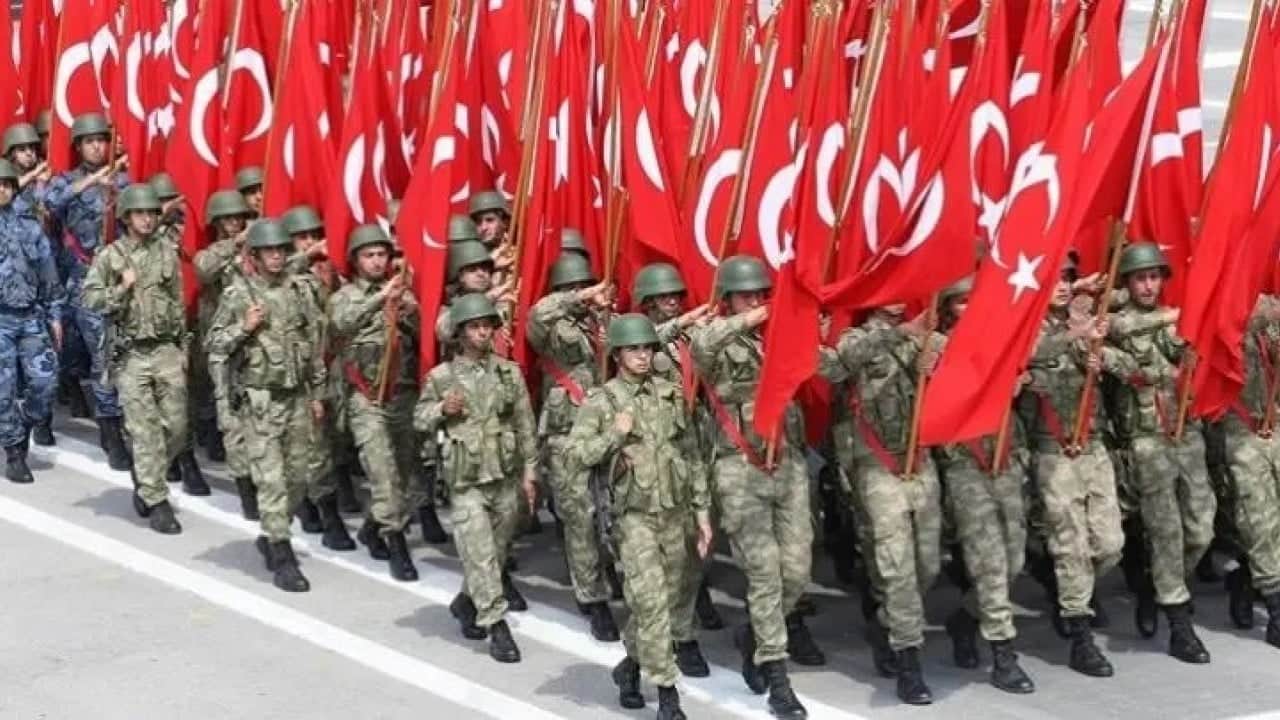 Foto - Giorgos Aifantis: Türkiye'nin özel kuvvetleri ve çıkarma filoları orada, bir gece geleceğiz diyorlar