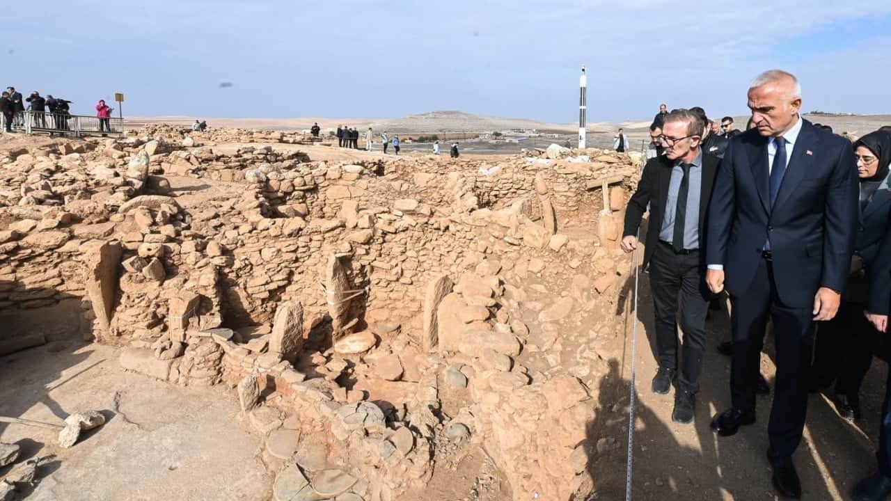 Foto - Göbeklitepe'den sonra insanlık tarihinin yeni odağı Karahantepe'nin koruma çatısı da hazır...