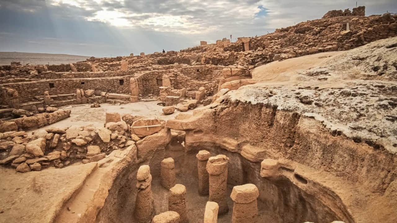 Foto - Göbeklitepe'den sonra insanlık tarihinin yeni odağı Karahantepe'nin koruma çatısı da hazır...
