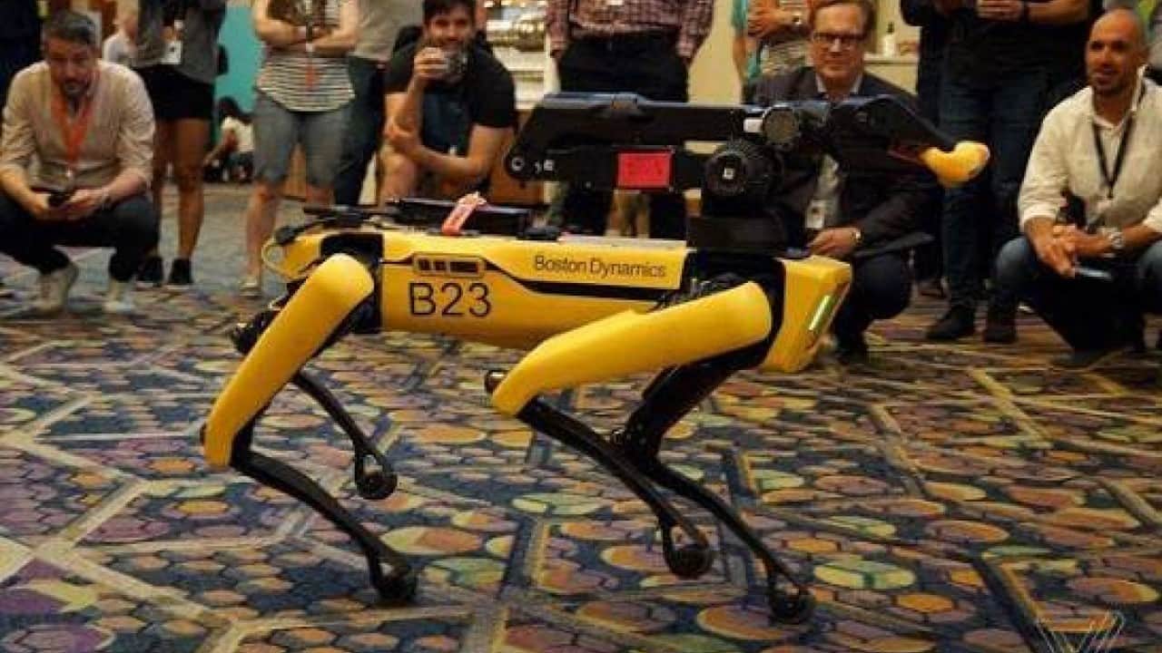 Foto - Göçmenlerin peşinde artık robotlar olacak ICE köpekleşecek
