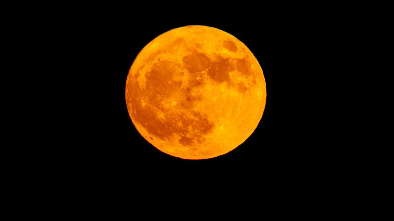 Foto - Gökyüzünde kızıl gece! Kanlı Ay izleyenleri büyüledi