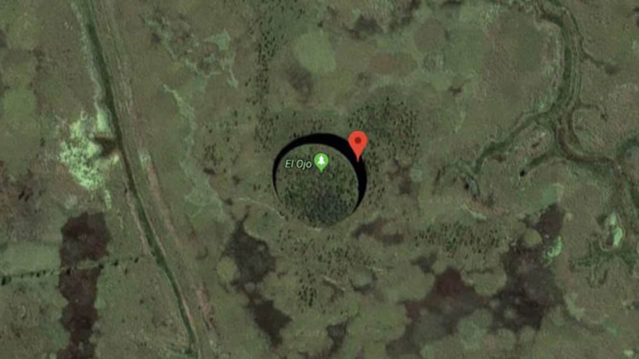 Foto - Google Earth’te fark edildi! Suyun üstünde dönen gizemli ada