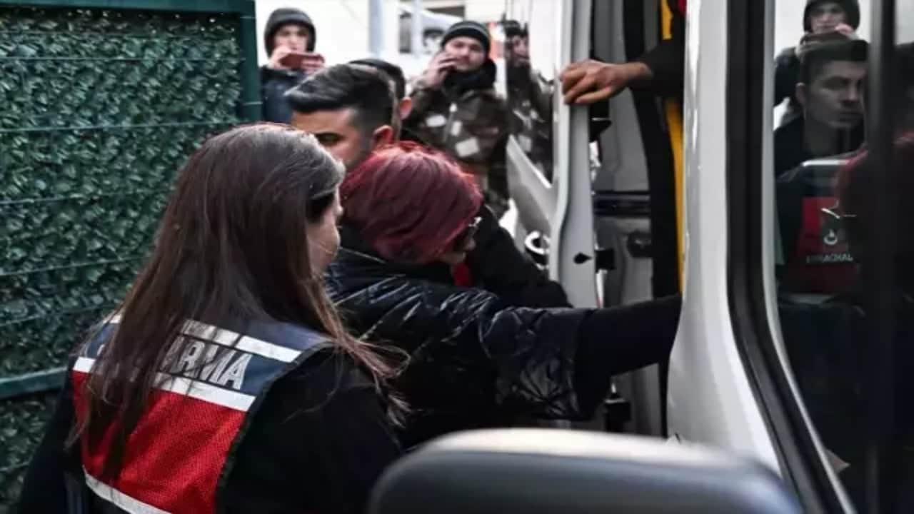 Foto - Gözaltına alınan Oktay Kaynarca ve Emel Müftüoğlu hakkında karar çıktı
