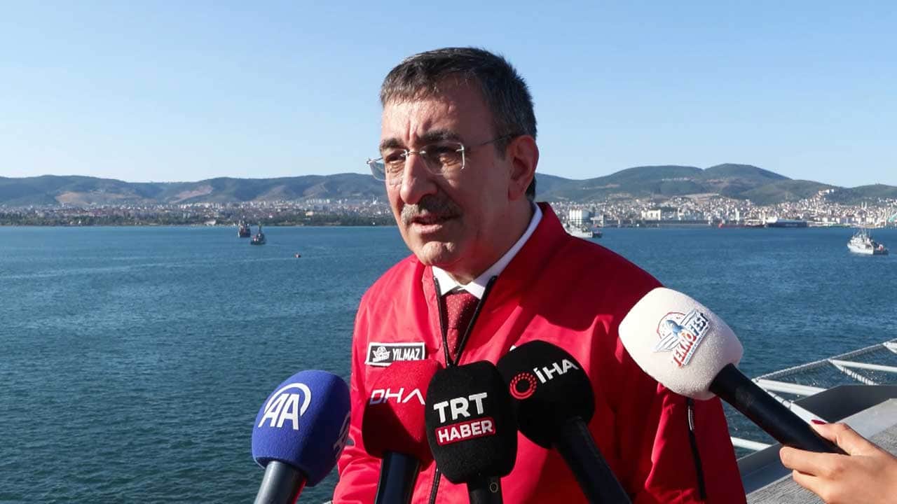 Foto - Gözdağı gibi mesaj! TEKNOFEST Mavi Vatan'da Cevdet Yılmaz'dan savunma sanayii şovu!