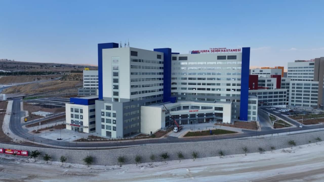 Foto - Gözleri önünde yükselen dev eser Urfalıları gururlandırdı! Türkiye Yüzyılı'na yakışan dev tesis açıldı