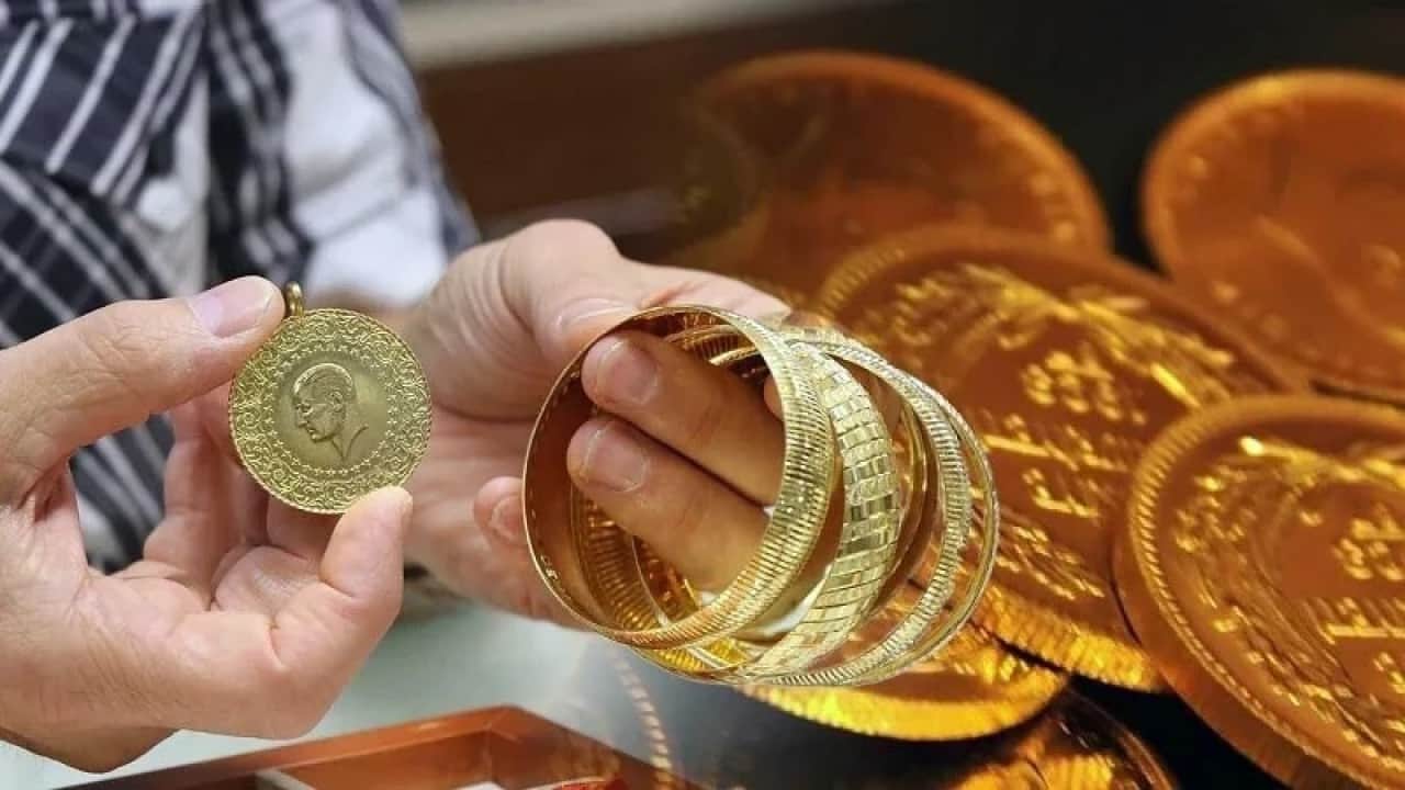 Foto - Gram altın 230 lira düştü! Ünlü ekonomist sessizliği bozdu: 1100 lira değişecek