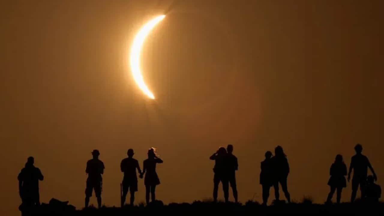 Foto - Güneş tutulması gökyüzünü değiştirdi! 114 yıl sonra ortaya çıkan görüntü şaşırttı