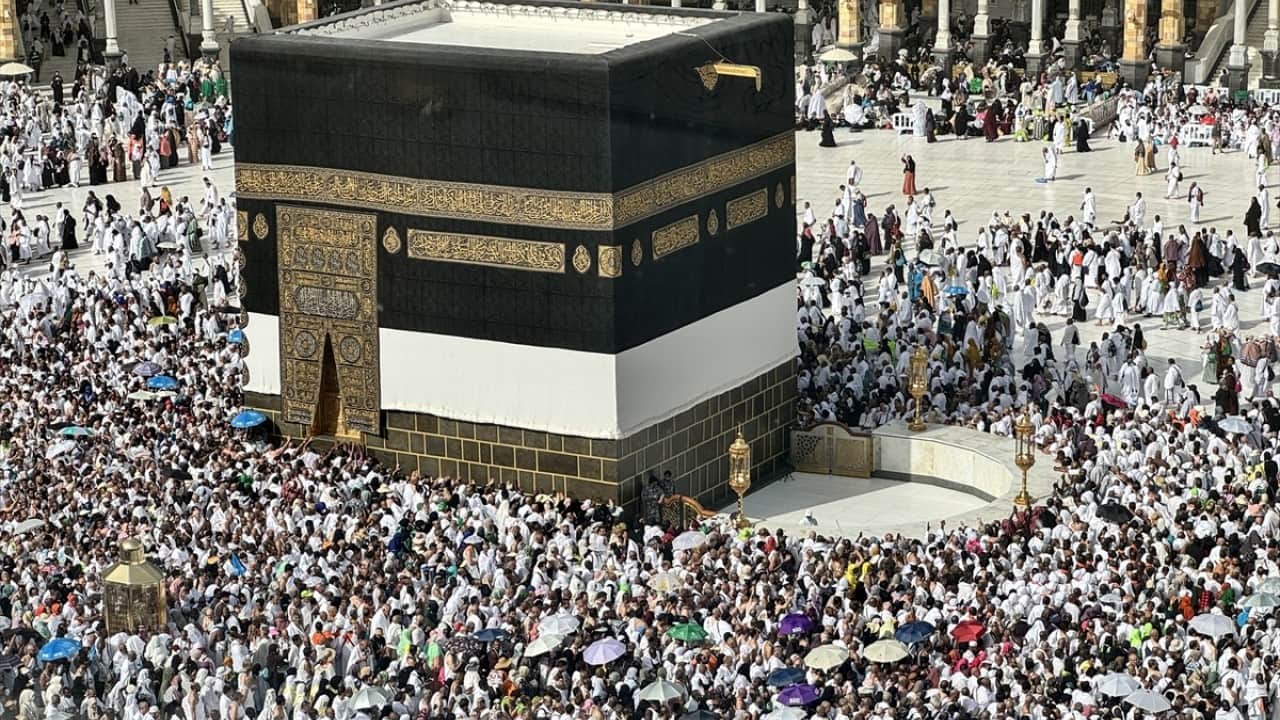Foto - Hacı adayları Kurban Bayramı öncesi son cuma namazını Kabe'de kıldı