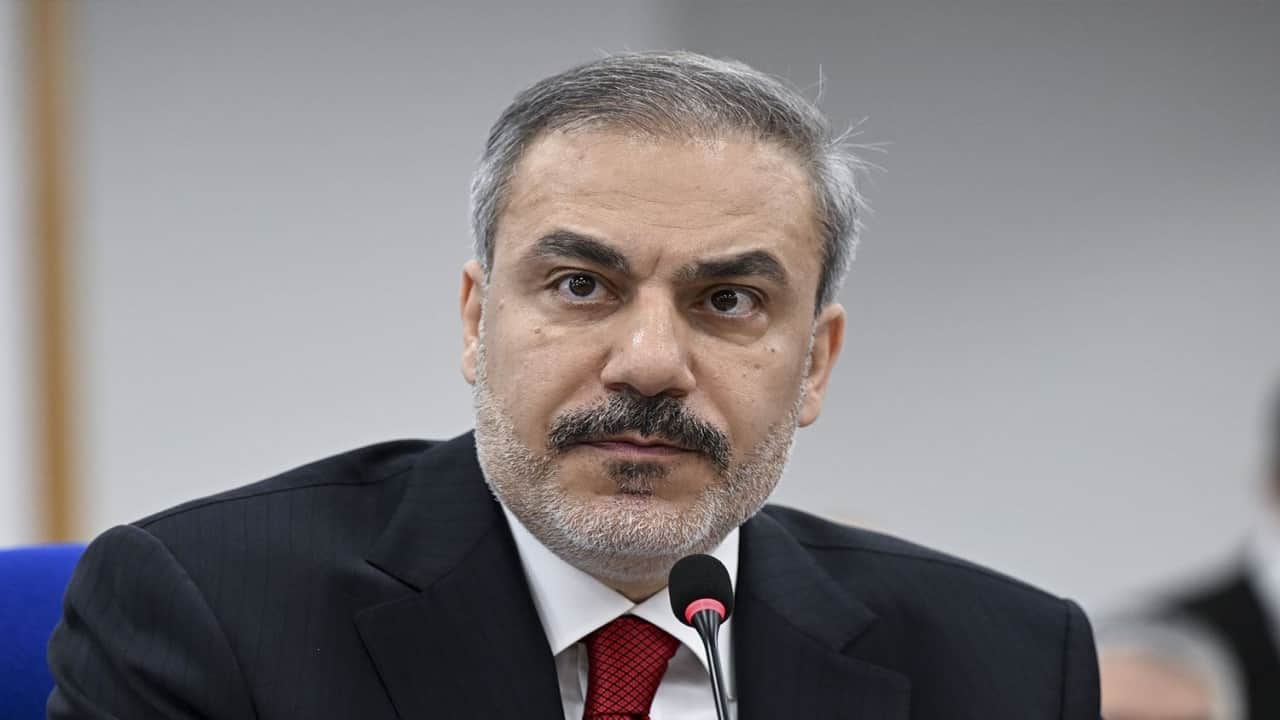 Foto - Hakan Fidan’dan olay Kurtlar Vadisi ve Çatlı göndermesi: "Maskeyi çıkarayım mı?"