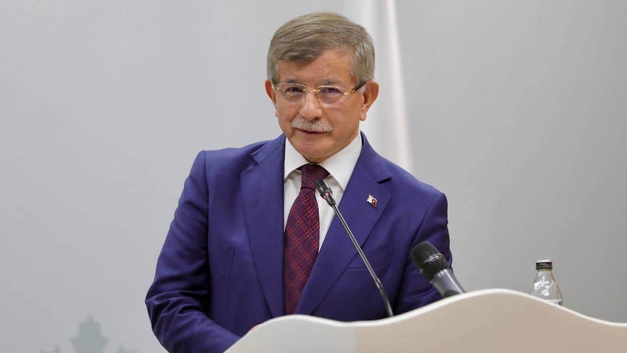 Foto - Hakkında soruşturma başlatılmıştı! Ahmet Davutoğlu için kullanılan o ifade, Erdoğan’a yakın ismi resmen çıldırttı