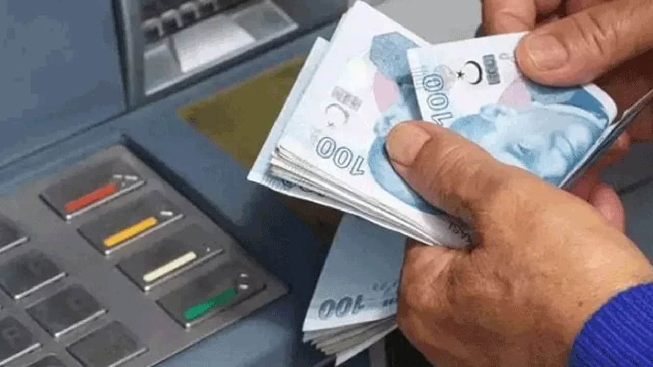 Foto - Hangi banka ne kadar verecek? ATM’lerde para çekme limitlerine düzenleme