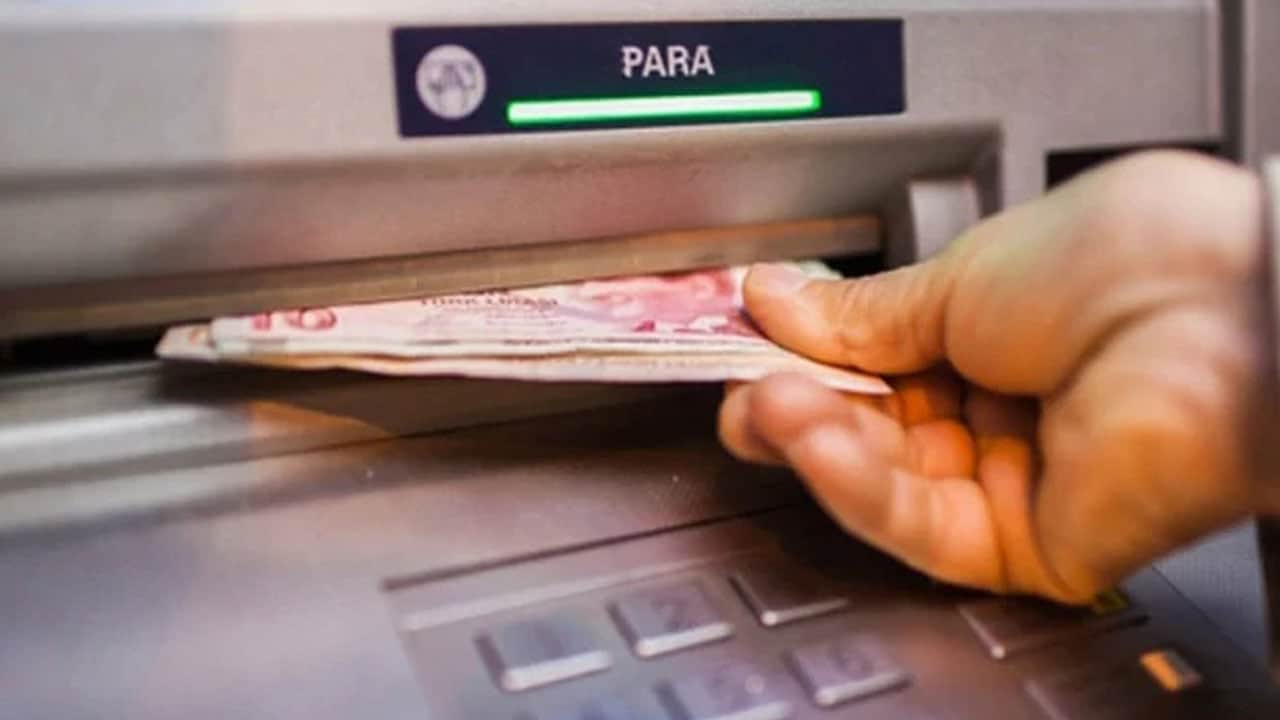 Foto - Hangi banka ne kadar verecek? ATM’lerde para çekme limitlerine düzenleme