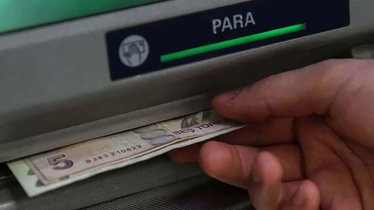 Foto - Hangi banka ne kadar verecek? ATM’lerde para çekme limitlerine düzenleme