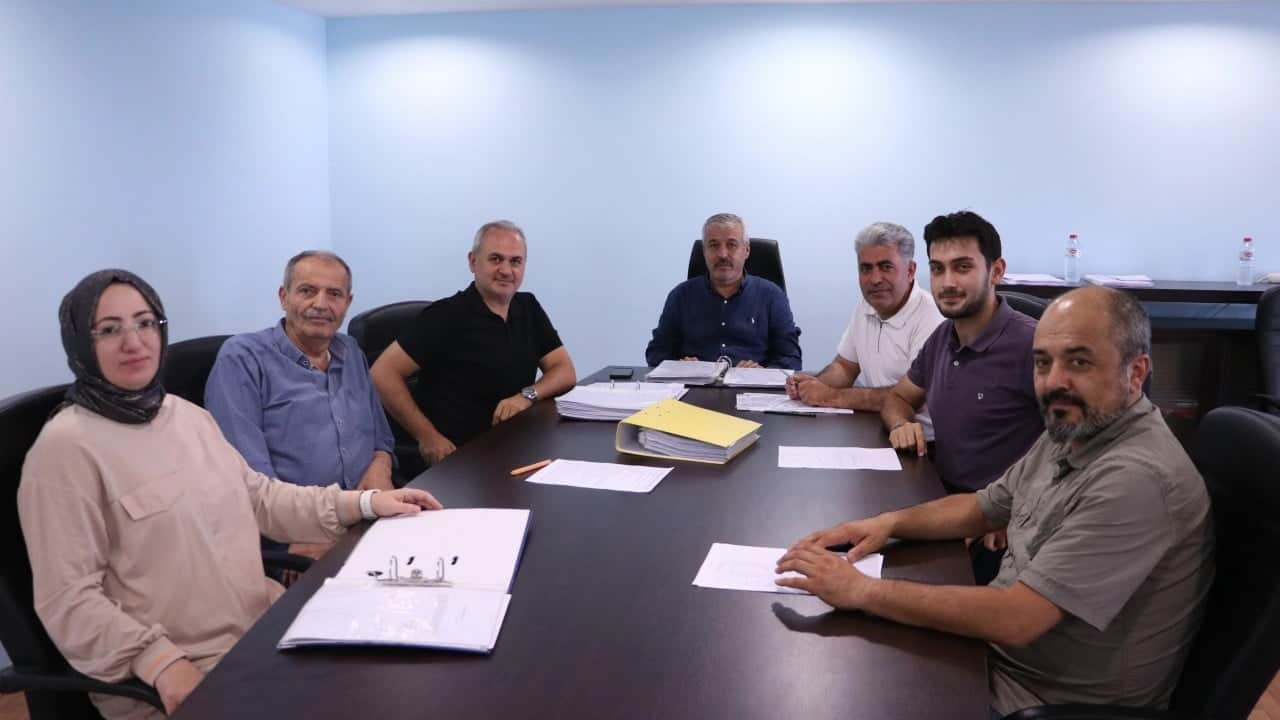 Foto - Hayırseverler 55 yıldır üniversitelinin yanında 10 kişiyle başladılar onbinlere ulaştılar