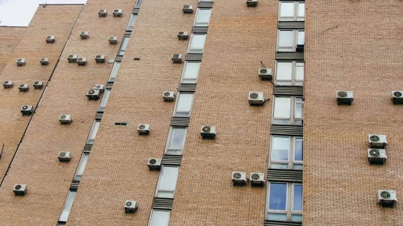 Foto - Her 100 evden sadece 3’ünde var! Dünyanın en sıcak ülkeleri ama evlerde klima yok