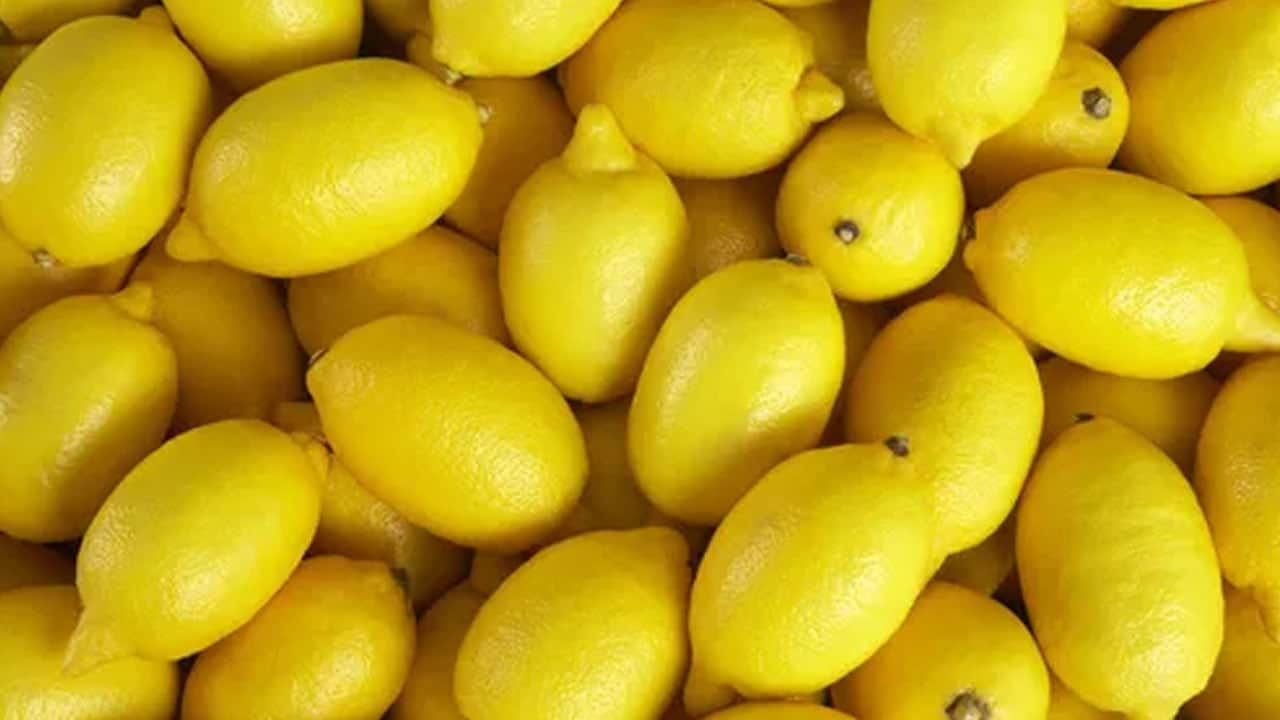 Foto - Her evde var! Limon kabuğu ve çekirdeği C vitamini içeriğiyle, şifa olan etkisiyle şaşırtıyor! Limonlu su ile ödemi durdur