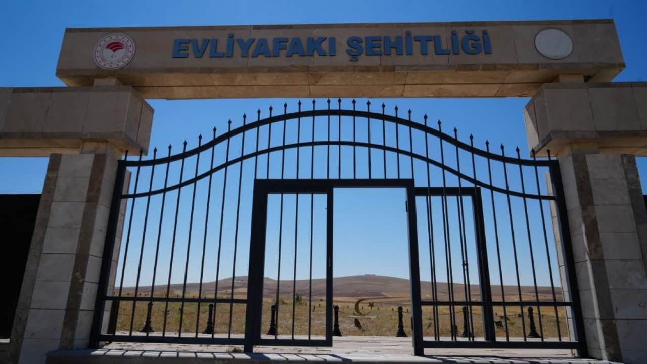 Foto - Her evin bahçesinde kabir var 105 yıldır şehitlerle yaşıyorlar