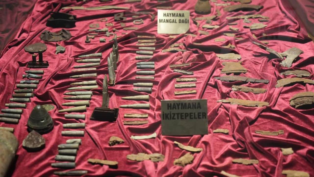 Foto - Her evin bahçesinde kabir var 105 yıldır şehitlerle yaşıyorlar