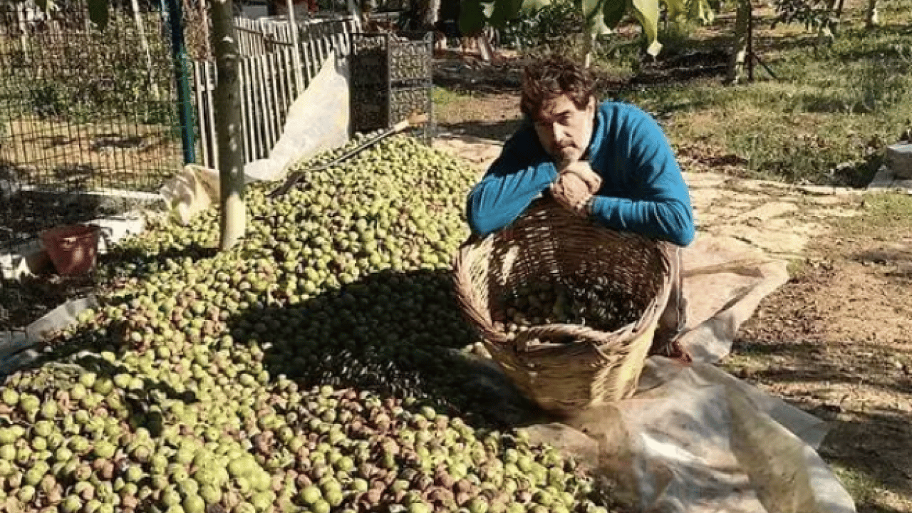 Foto - Oyunculuğu bırakıp köye yerleşti! Yeni mesleği şaşırttı!